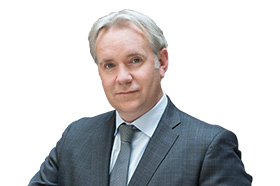 Headshot of Paul Edwards